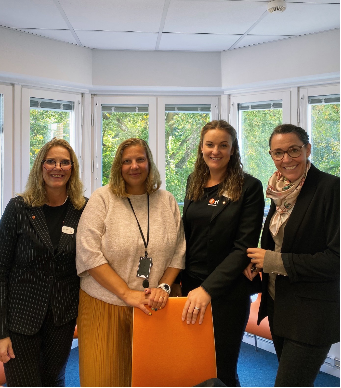 Projektledarna Victoria von Uckermann och Veronica Appelgren med representanter från Malmö Stad